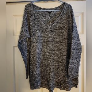 Torrid sweater, size 1